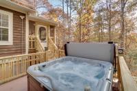 B&B Hiawassee - Forest Cottage with Hot Tub, Walk to Lake Chatuge! - Bed and Breakfast Hiawassee