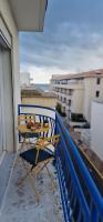 Appartement contemporain le Vendome à 90m de la plage - B&B Le Grau-du-Roi