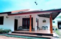 B&B Anuradhapura - Hemamala Bungalow - Bed and Breakfast Anuradhapura