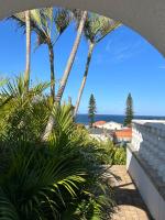 B&B Uvongo Beach - Whispering Waves Self Catering Apartment - Bed and Breakfast Uvongo Beach