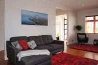 The Buller Bungalow - fall in love with this home - B&B Nueva Plymouth