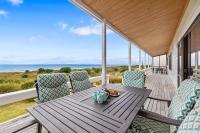 Sunny Seas Papamoa Beachfront Retreat - B&B