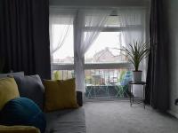 B&B Bishop Auckland - Cosy Apartment with Balcony and Breakfast - Bed and Breakfast Bishop Auckland