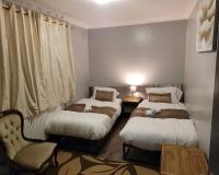 Sleek 2 bedroom flat-sleeps up to 5 guest - Bed and Breakfast
