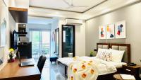 B&B Gurgaon - BluO Studio2 DLF Cybercity - Balcony, Gym TT, Lift - Bed and Breakfast Gurgaon