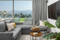 דירת חדר שינה וסלון עם מרפסת ליד הים - By Edomlux - B&B Eilat