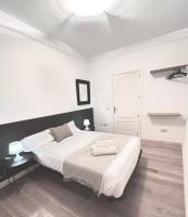 Camera Matrimoniale con Bagno in Comune