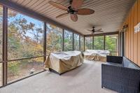 Enchanted Woods Hideaway - B&B Kimberling City