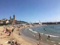 Penthouse in Historic Sitges -Big Terrace & Private Solarium - B&B Sitges