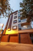 Elite Peak Serviced Apartments - Bed and Breakfast