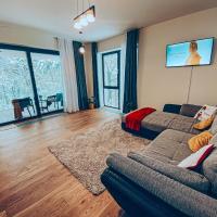 8ight - Bed and Breakfast Braşov