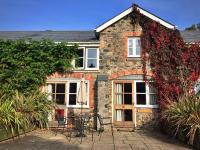 Finest Retreats - Little Dunley - Wisteria Cottage - B&B