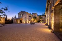 Mas provençal avec piscine chauffée ! - B&B Tarascón