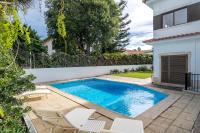 B&B Oeiras - Oeiras apt in Spacious Villa - Shared Pool - Bed and Breakfast Oeiras