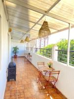 Full Appartement Ville Haute wifi - Bed and Breakfast
