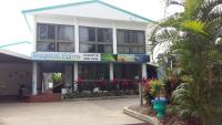 Tropical Palms Resort & 4WD Hire - B&B
