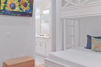 Venetian Boardwalk With Lsv And Pool - B&B Destin