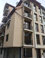Centrally located , Brand new, cozy apartment with Parking - B&B