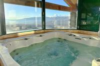 CHALET DE LA COULEE - Chalet de grand standing avec spa offrant une vue sur la vallée - B&B Eyne