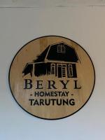 B&B Tarutung - BERYL HOMESTAY - Bed and Breakfast Tarutung