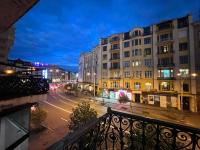 Apartments near Palace Ukraine - B&B