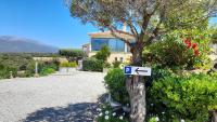 Apartment mit Meerblick und Garten