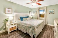 Condo With Beach Access 10 min Walk to Hangout - Bed and Breakfast