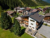 Gletscher-Landhaus Brunnenkogel - Bed and Breakfast Sankt Leonhard im Pitztal