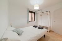 TrendyHomes Granada - moderno apartamento a 15 minutos del centro - B&B Granada