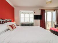 B&B Littlestone - Stunning Seaviews - Beach House - Jacuzzi Bath tub - Bed and Breakfast Littlestone