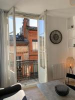 Lumineux appartement Capitole plein centre - Bed and Breakfast Toulouse