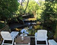 Cascade au fond du jardin - Chambres d’hôtes La Bazoche-Gouet