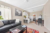 Stylish 1 Bedroom Apartment ~ New Farm - B&B Brisbane