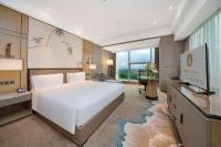 Deluxe King Room with Sea View