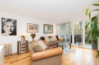 B&B Londra - Immaculate 2BR Flat, Greenwich, 2 min Maze Hill St - Bed and Breakfast Londra