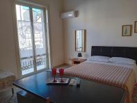 Casa nonno Enrico in via Oreto - Chambres d’hôtes Palerme