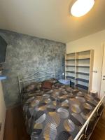 Doppel-/Zweibettzimmer mit Gartenblick