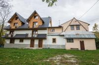 Willa Pod Jasieniami -basen plac zabaw - B&B Białka Tatrzańska