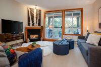 B&B Whistler - Bright Town Home in a Fantastic Location by Harmony Whistler - Bed and Breakfast Whistler