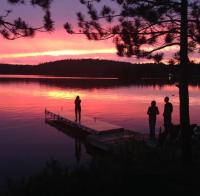 Peaceful lakeside cottage great for a staycation. - B&B Dwight