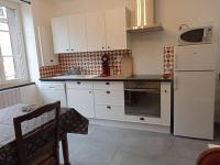 Gîte entier plein centre de St Léo, 2 ch, 4 pers - B&B Saint-Léonard-des-Bois