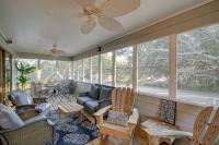 Outer Banks Retreat - Walk to Beach! - B&B Southern Shores