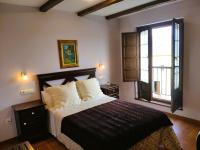 Two-Bedroom Apartment with Balcony and Sea View