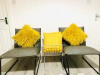 Beautiful, Luxurious 3 Bed house, Perfect for Contractors , Family & Friends - Ferienwohnung