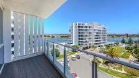 B&B Mandurah - Bayview 608 - Bed and Breakfast Mandurah