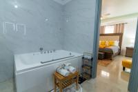 The Luxurious Château - B&B Kingston