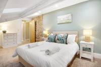 B&B Bishop Auckland - Luxurious Cottage Haven, HOT TUB Delight, For 10 - Bed and Breakfast Bishop Auckland