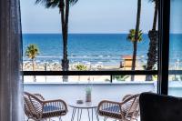 Quattro Beachfront Sea View Ap 206 - B&B Larnaka