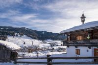 Apartment with Mountain View