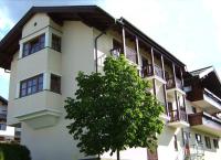 Alpen Apartments Zell am See - Bed and Breakfast